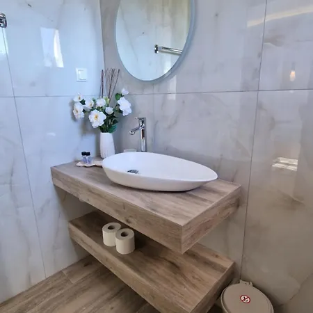 Ivo * Limenaria (Thasos)